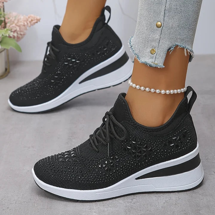 Lourdes | Zapatillas ortopédicas con brillantes diamantes