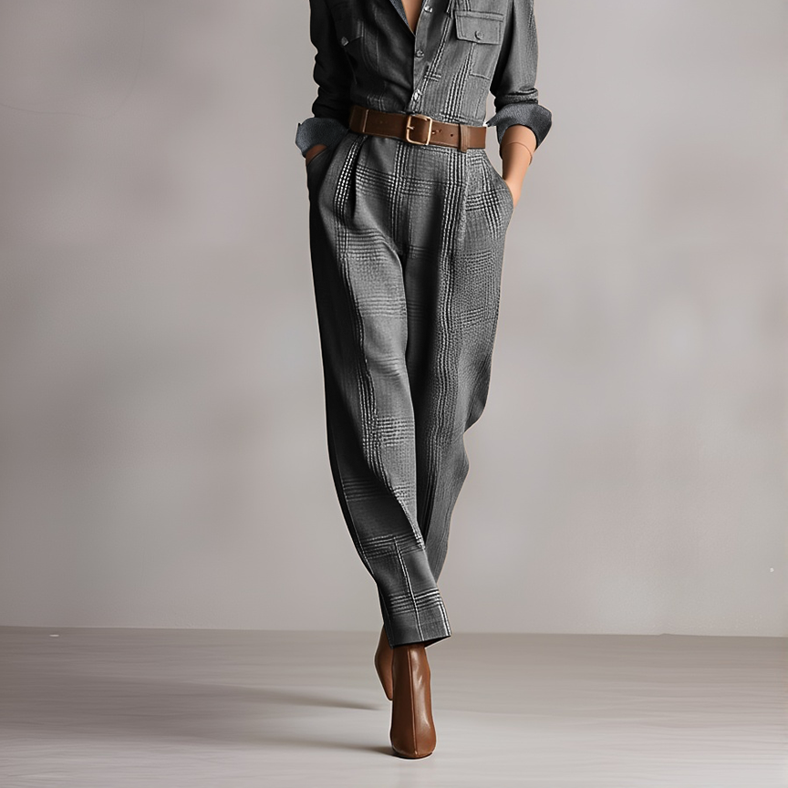 Antonia | Mono a Cuadros con Detalles Sofisticados