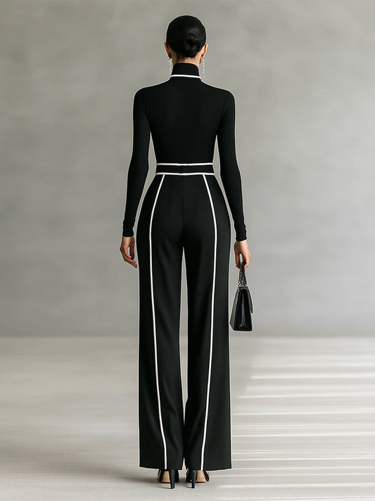Conjunto de dos piezas con top de manga larga con cuello alto, pantalón y cinturón