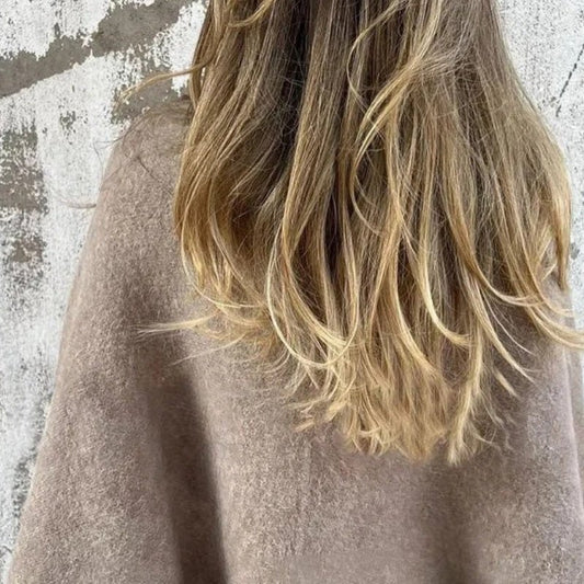 Naomi™ | Abrigo con elegantes mangas acampanadas