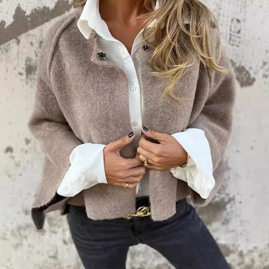 Naomi™ | Abrigo con elegantes mangas acampanadas
